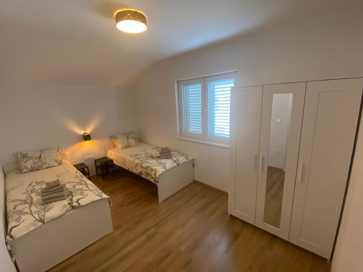 Apartmani Triva 1 Сплит Экстерьер фото